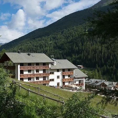 Lägenhetshotell Ortles *